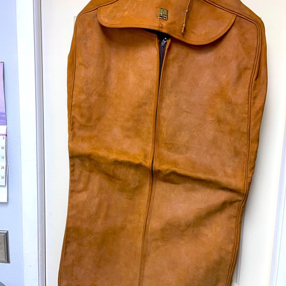 T. Anthony Other - Men’s/Unisex T. Anthony Suede leather Garment Bag